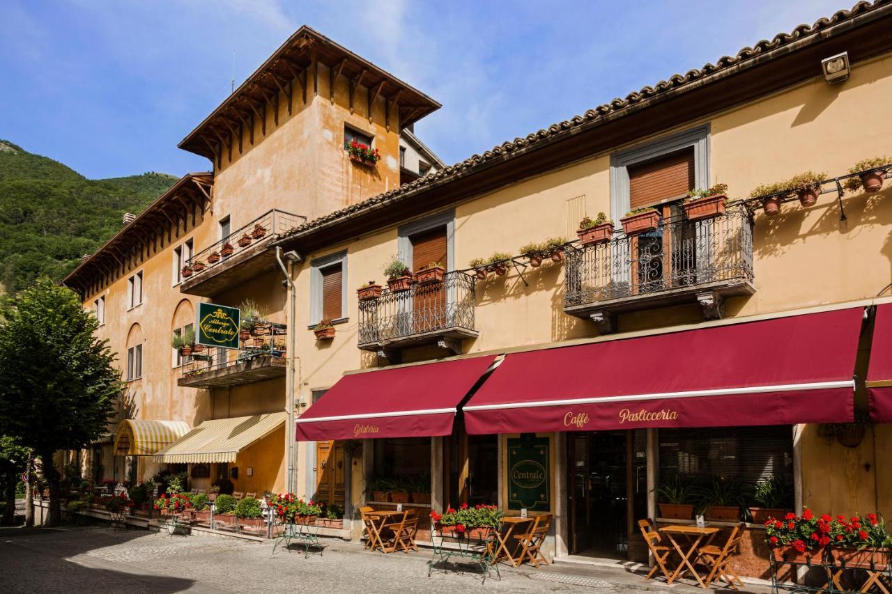 Albergo Centrale Scanno Exteriör bild