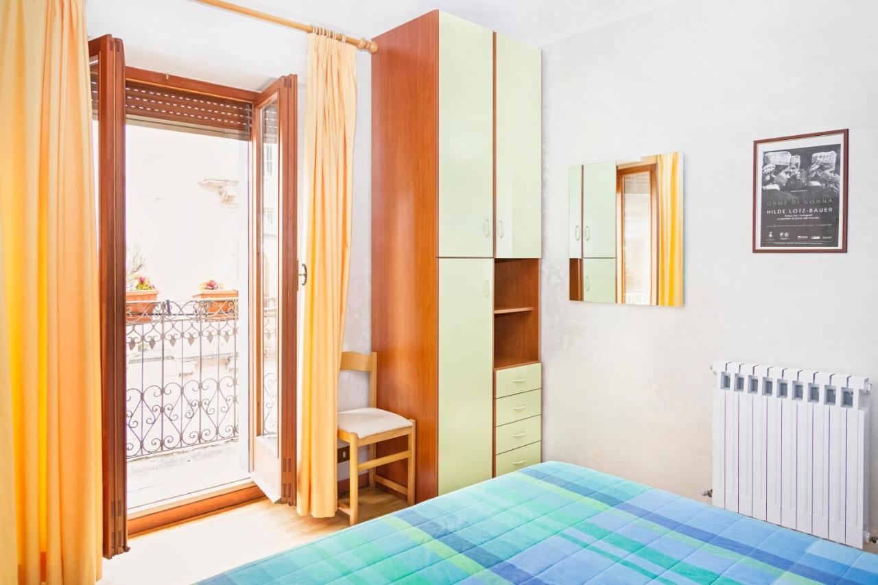 Albergo Centrale Scanno Exteriör bild