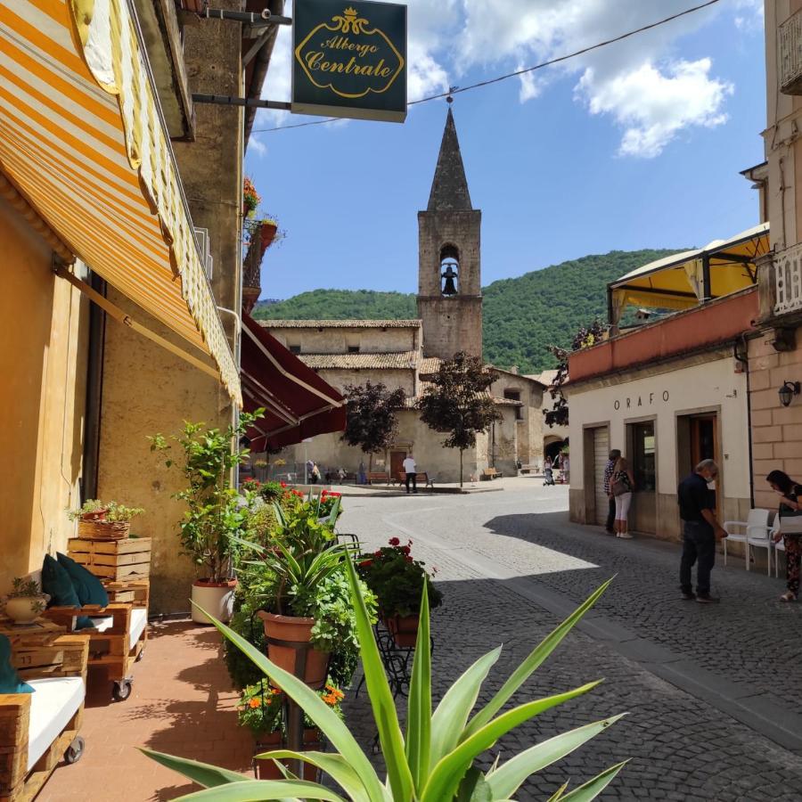 Albergo Centrale Scanno Exteriör bild